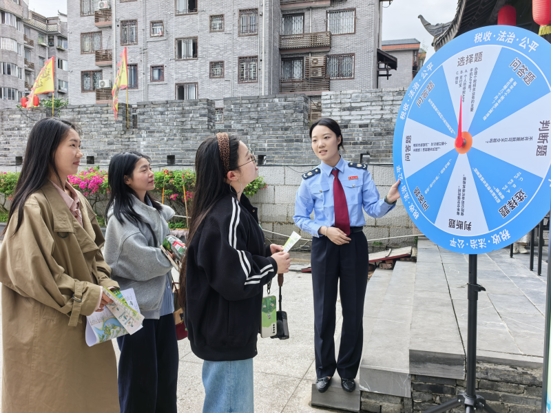 逍遥楼打卡点。(黄骞).jpg